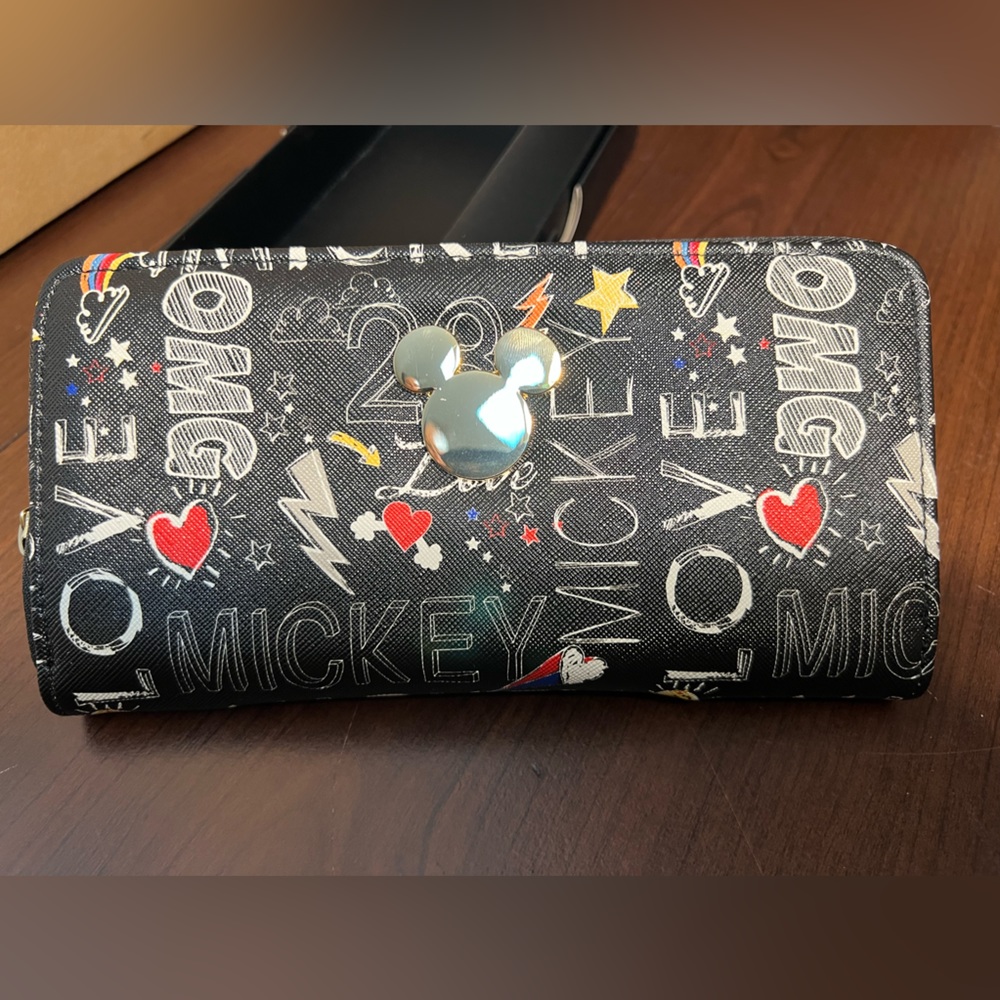 Disney Mickey Zip-Around Wallet-OMG Love Saying